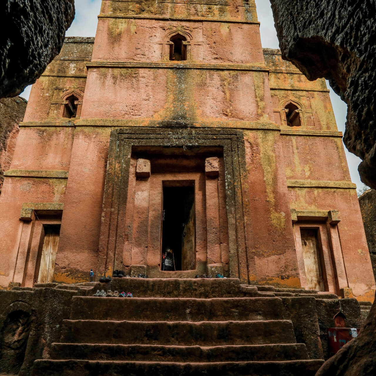 https://maheletethiopiatours.com/wp-content/uploads/2025/01/Lalibela-2-2-1280x1280.jpg